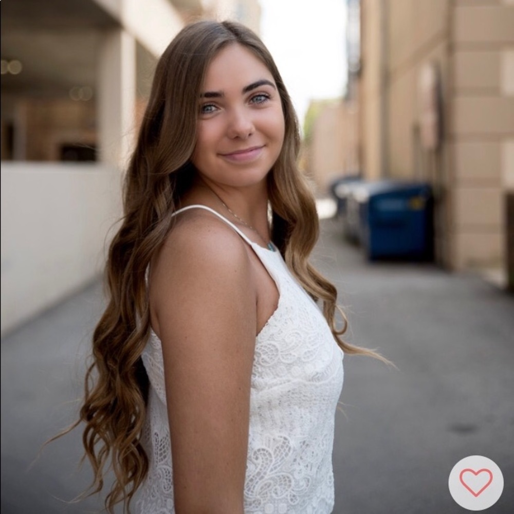 Meet your Posher, Emily